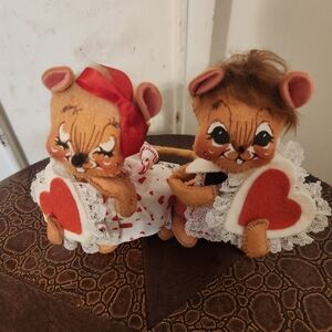 2004 valentine annalee dolls